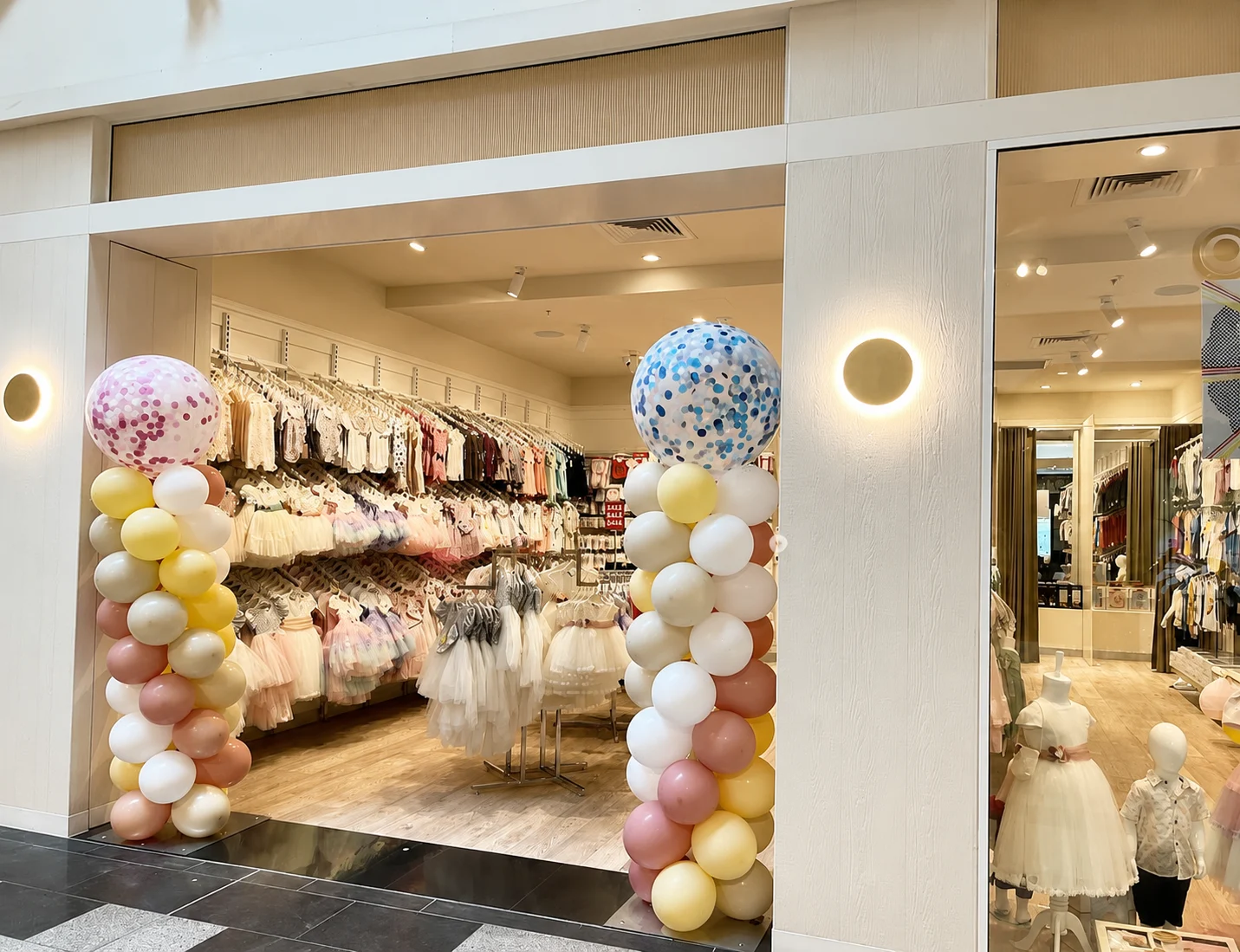 Zorar — commercial lighting installation
